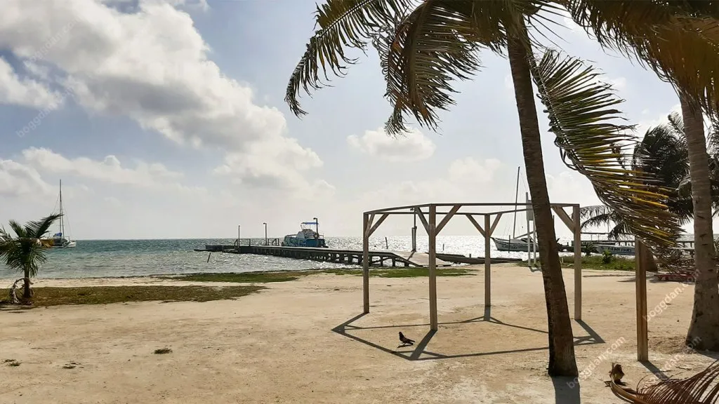 Vista de playa Caye Caulker