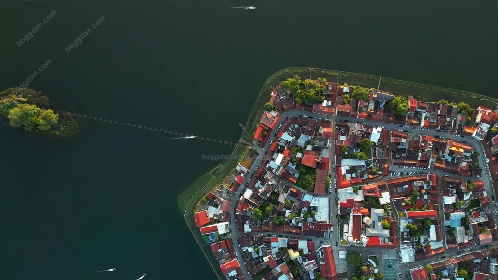 Isla de Flores, Guatemala